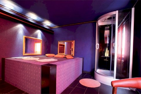 Erotikus Munka - Nette Girls gesucht! Top-Verdienst! - erotik.gratis-inserat.com